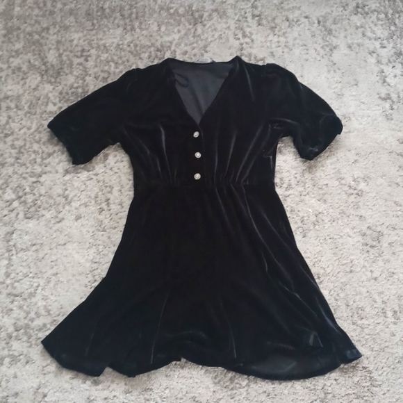 Zara Balck Velvet Dress - Picture 5 of 9